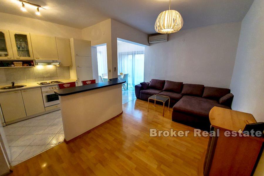 Two bedroom apartment in a great location