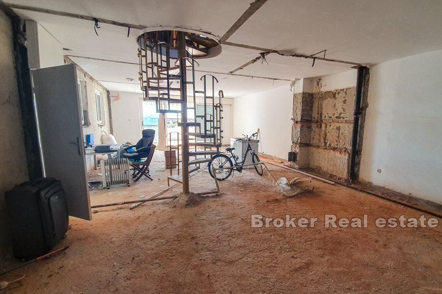 Appartamento duplex con vista mare