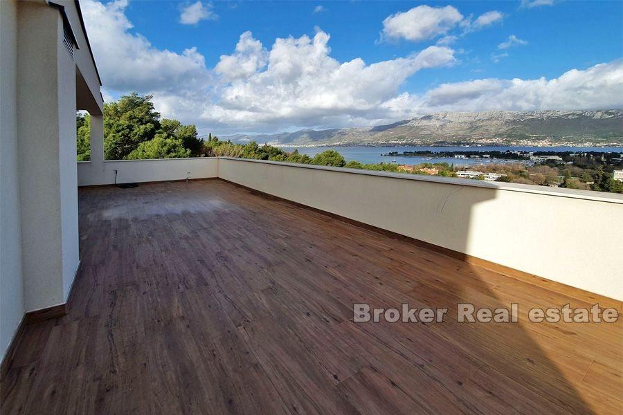 Appartamento duplex con vista mare