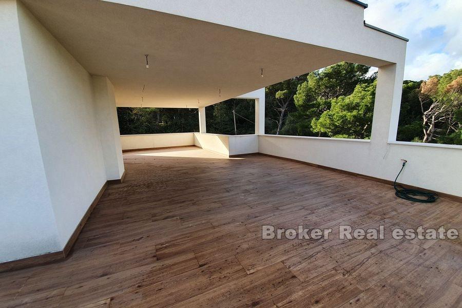 Appartamento duplex con vista mare