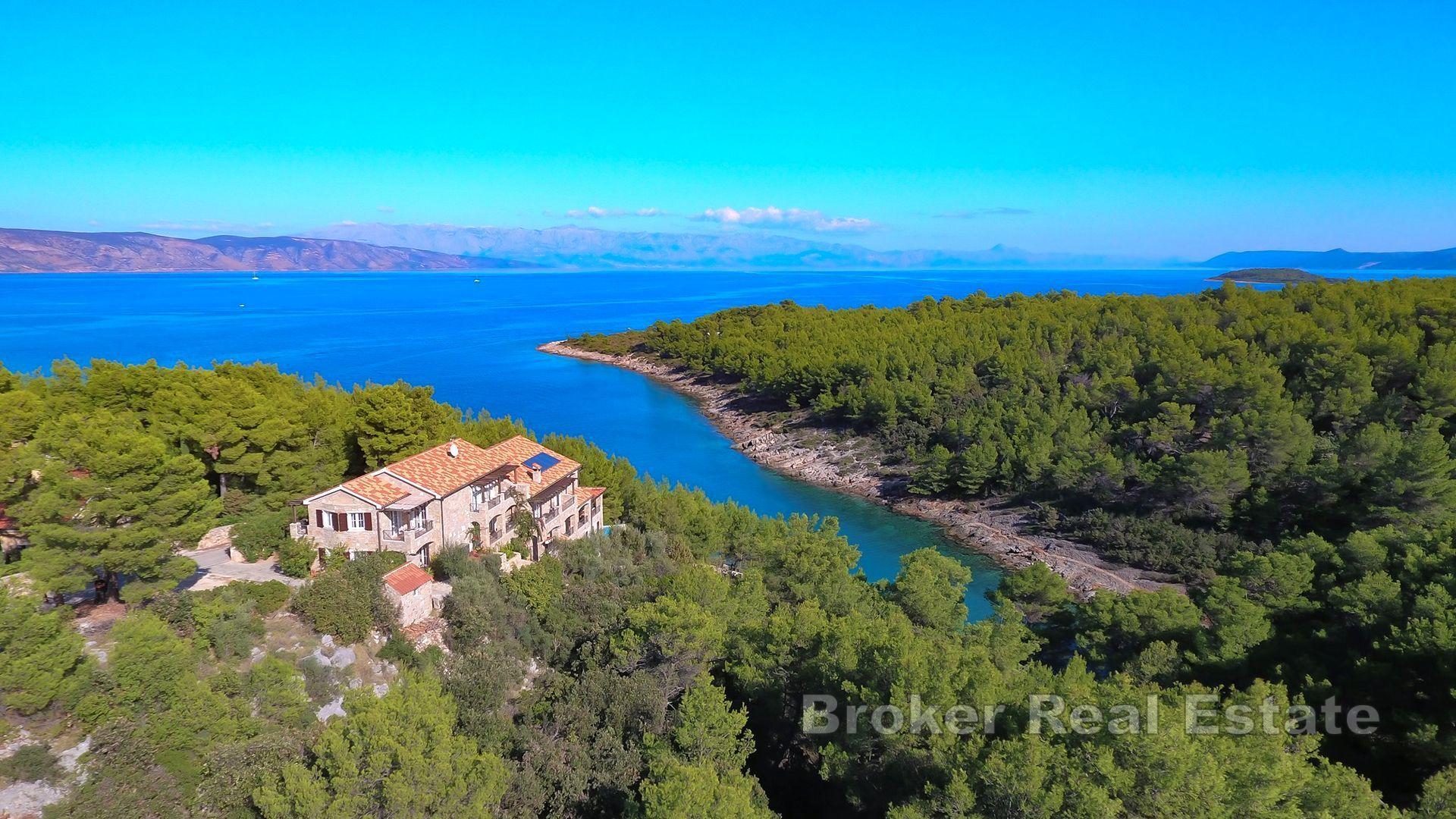 Immeuble exclusif en bord de mer