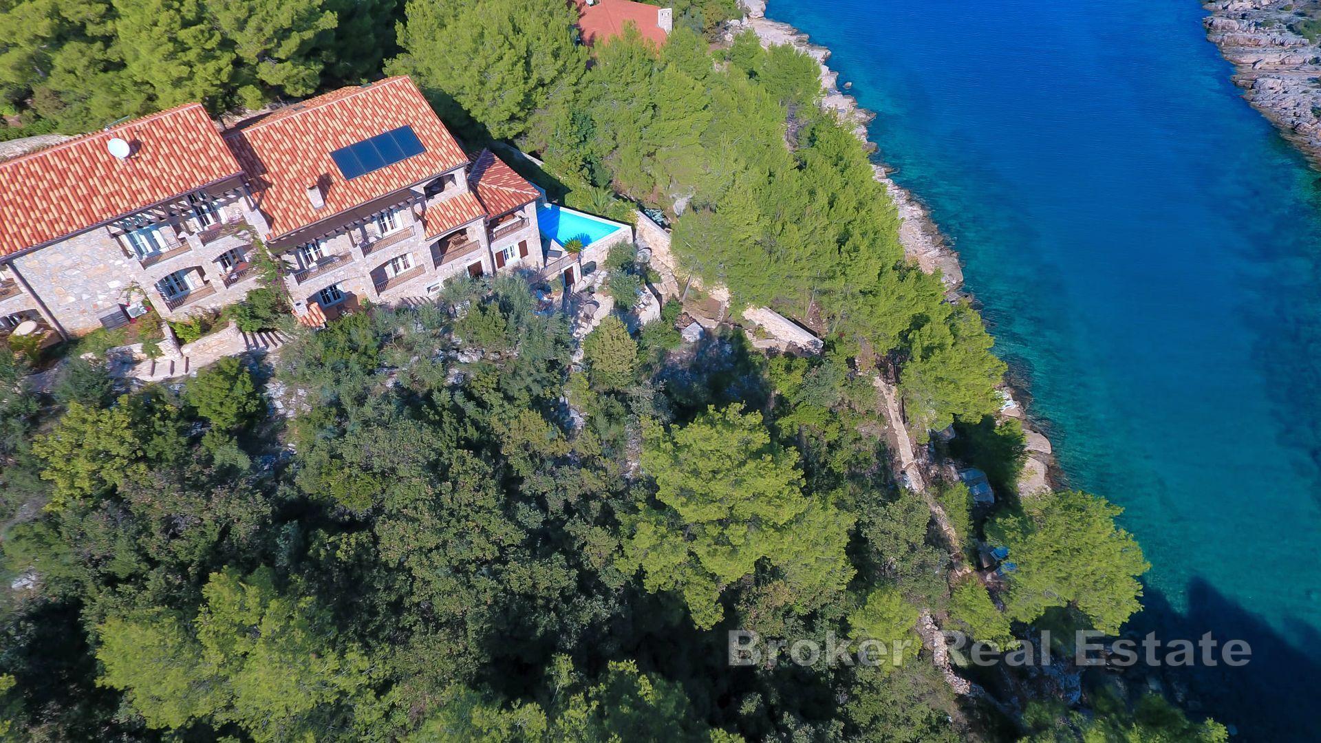 Immeuble exclusif en bord de mer