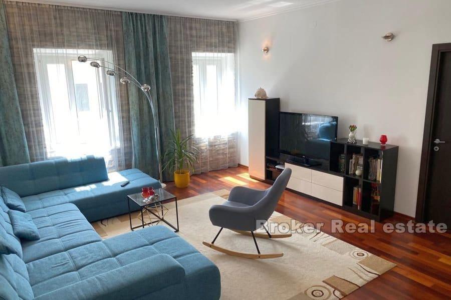 Bačvice, comodo trilocale