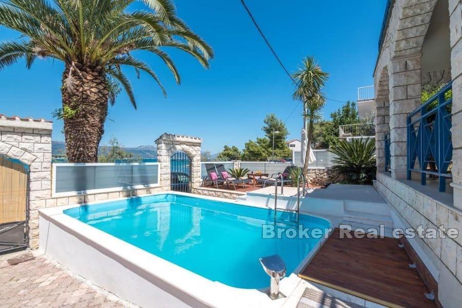 Maison dans une position attrayante près de la plage