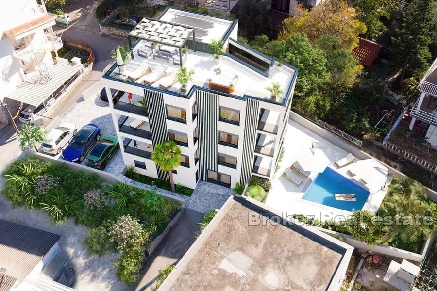 Apartments with pool, second row from the sea