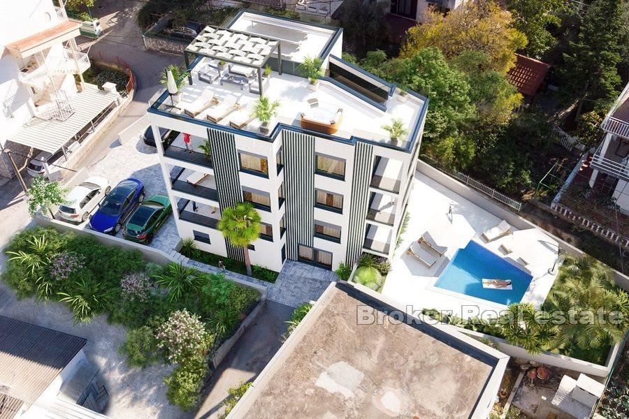 Apartments with pool, second row from the sea