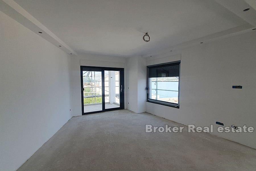 Apartments with pool, second row from the sea