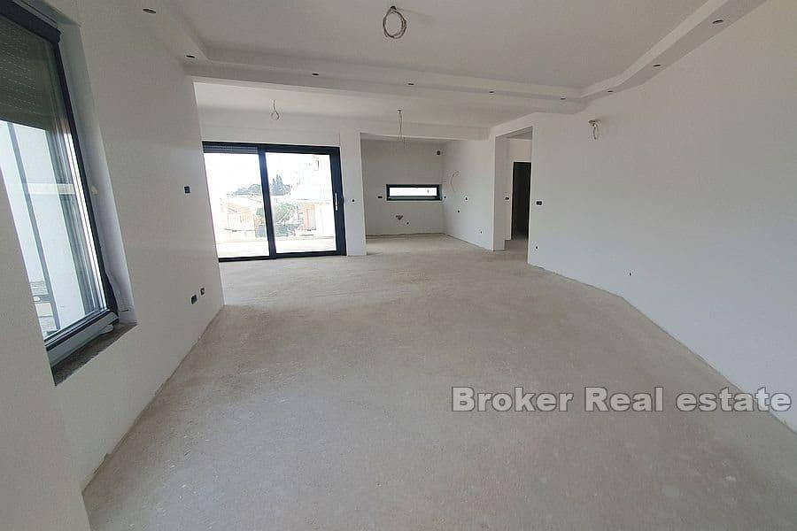 Apartments with pool, second row from the sea