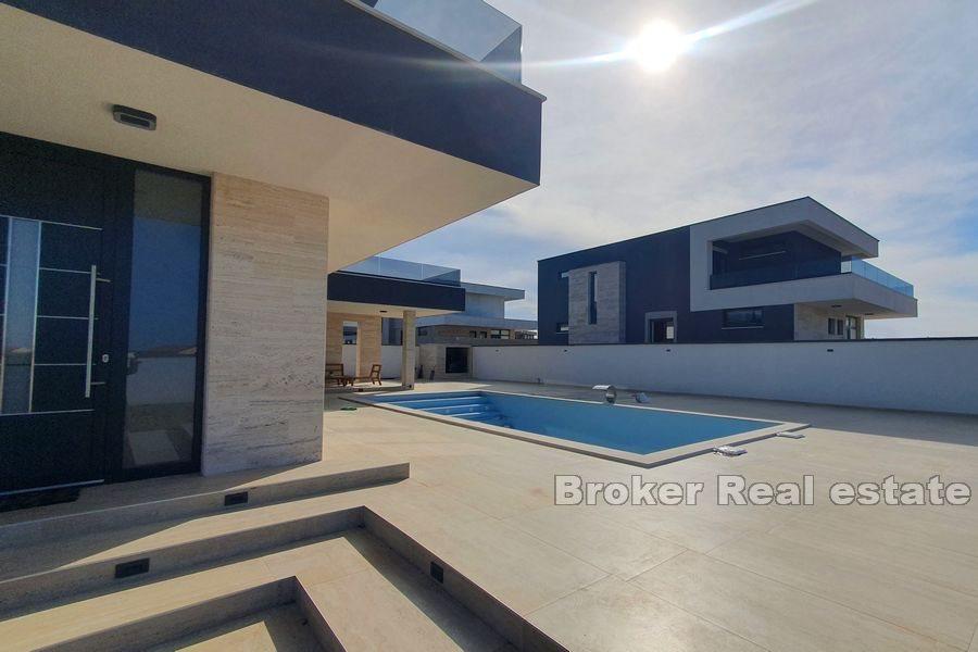 Villas d'exception avec piscine au calme