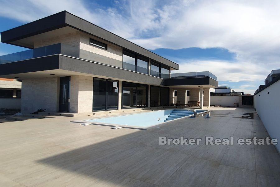 Villas d'exception avec piscine au calme