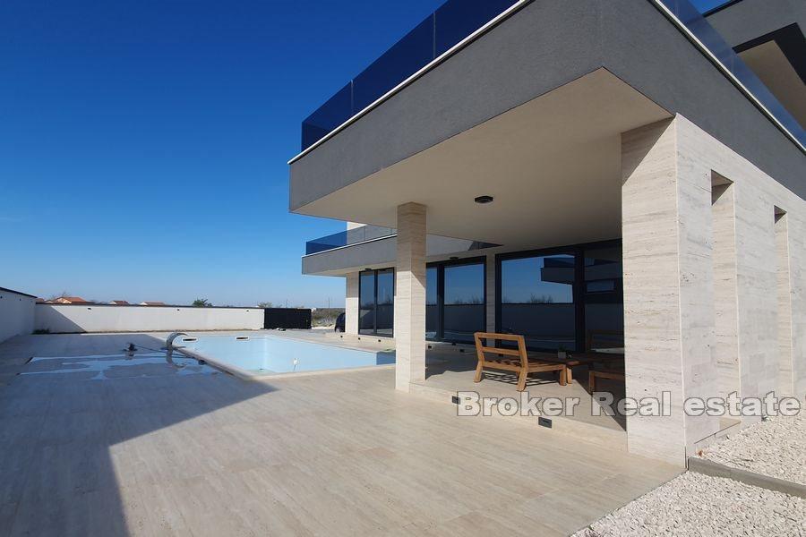 Villas d'exception avec piscine au calme