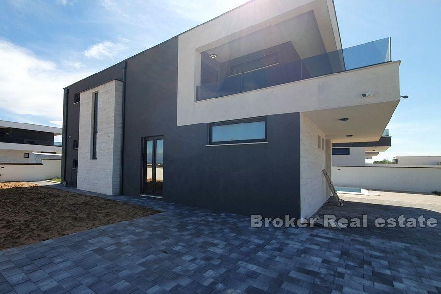 Villas d'exception avec piscine au calme
