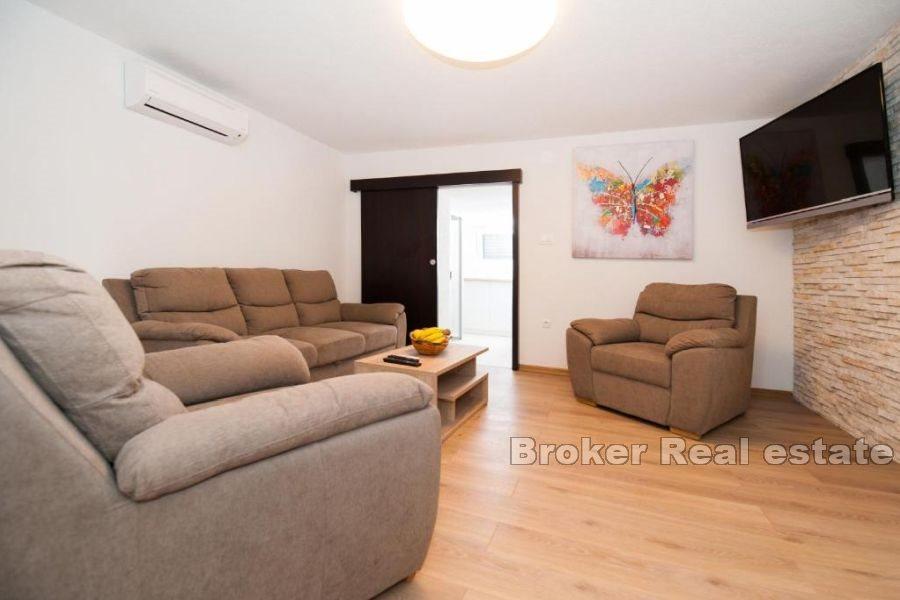 An exceptional property with many outdoor facilities in a quiet location
