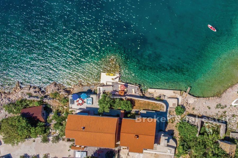 Haus am Strand mit einzigartigem Blick auf das Meer