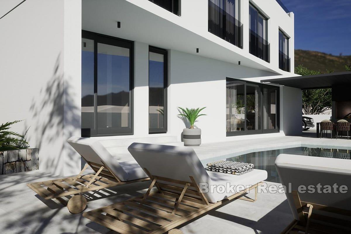 Villa under construction in a quiet location near the beach