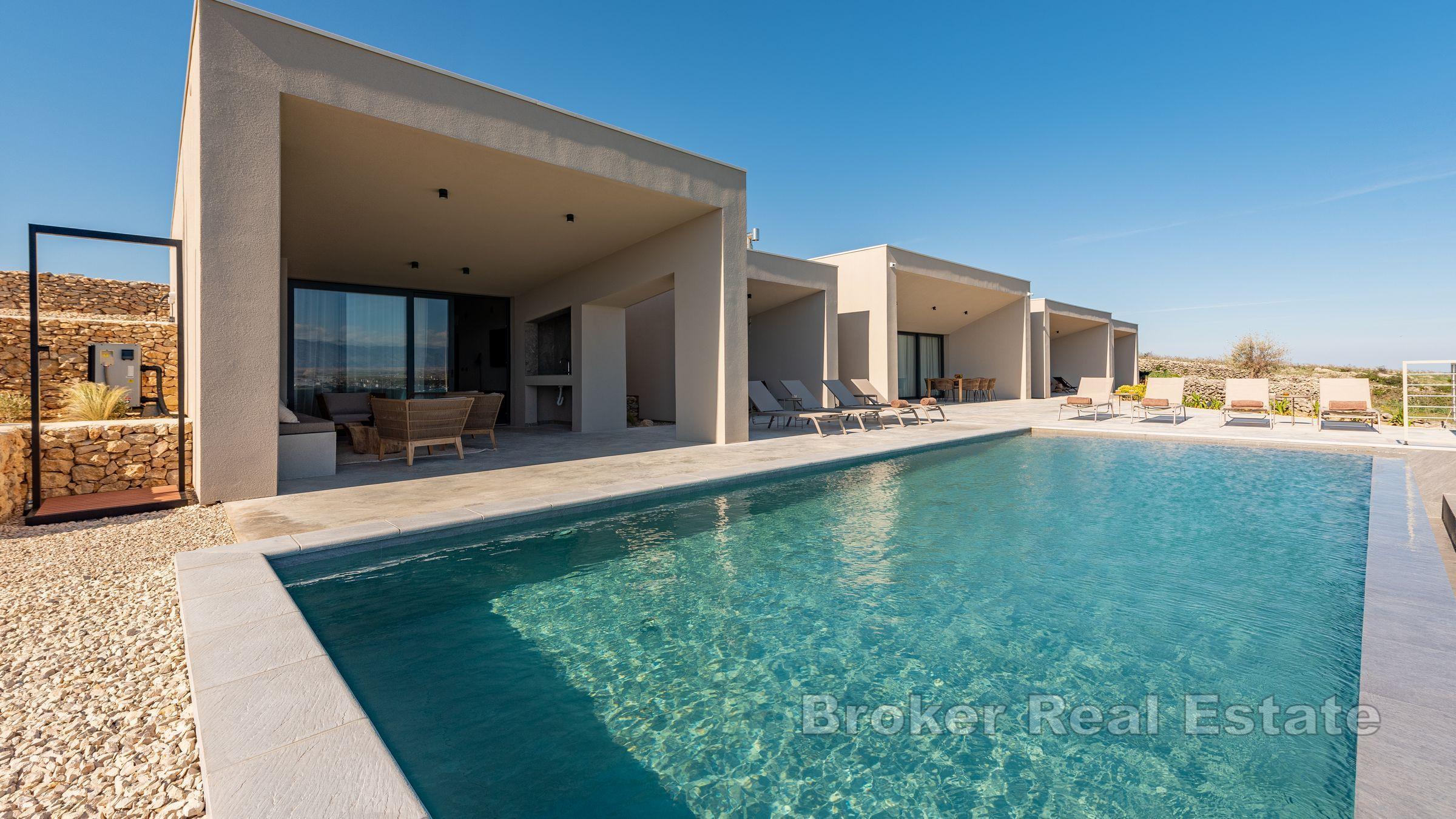 Moderne Villa mit Pool und einzigartigem Meerblick