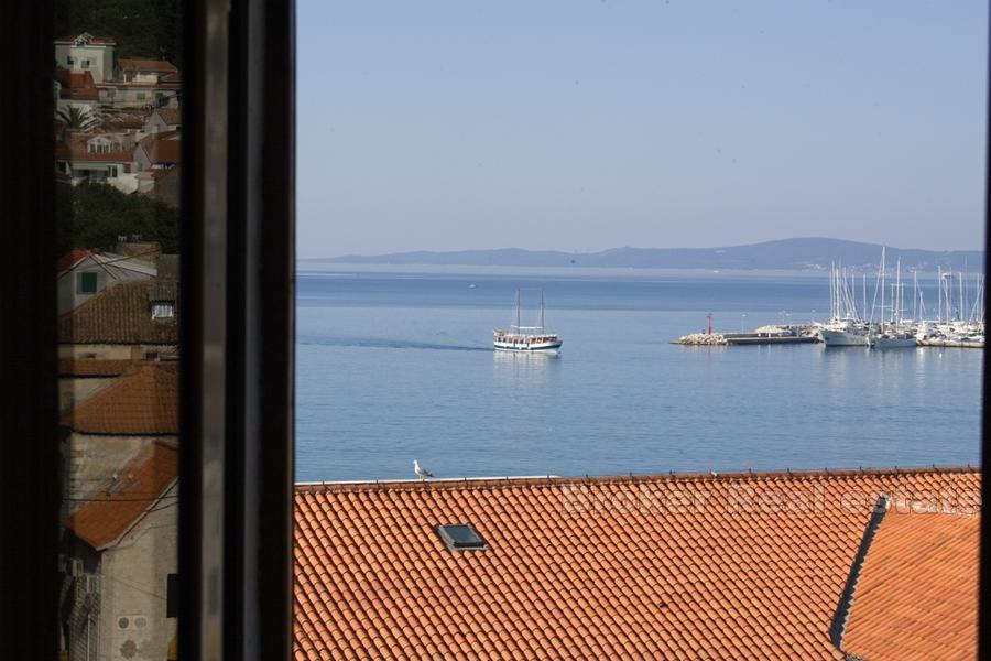 Grazioso appartamento con vista sul mare e sulle isole