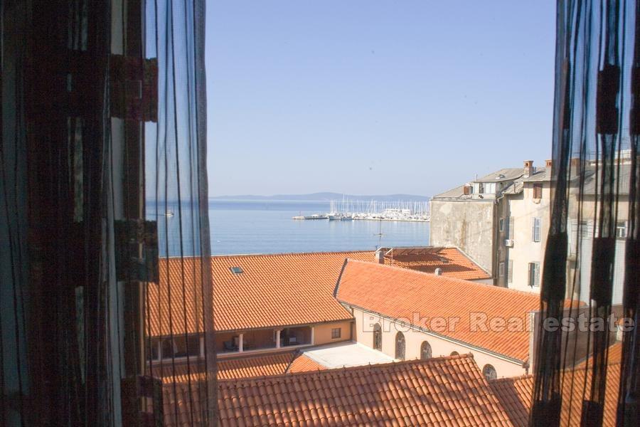 Grazioso appartamento con vista sul mare e sulle isole