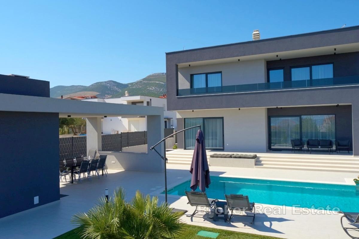 Luxusvilla mit Pool