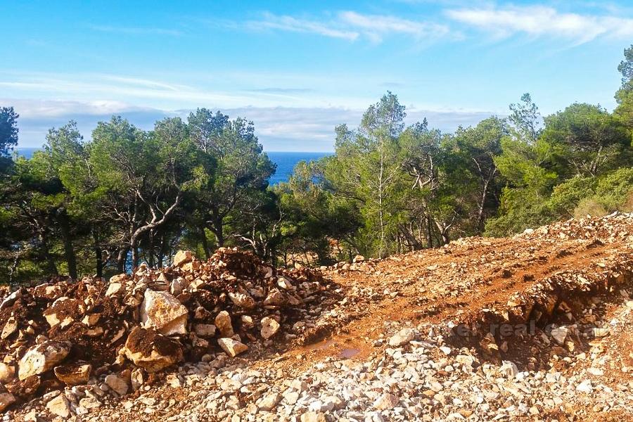 Terrain à bâtir attrayant avec le projet, à vendre