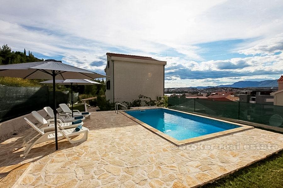Einfamilienhaus mit Meerblick, zu verkaufen