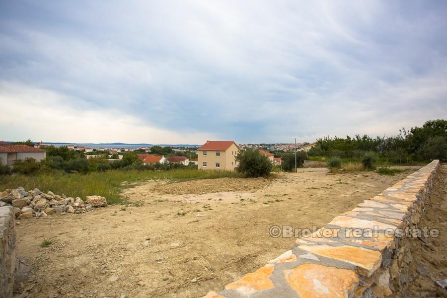 Attractive land plot with nice views