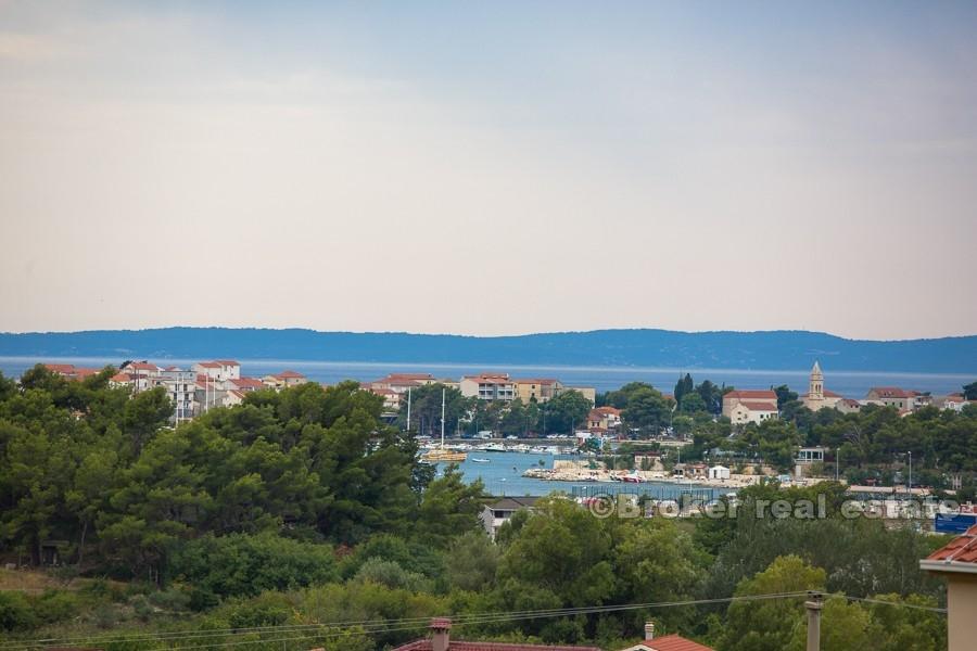 Attractive land plot with nice views