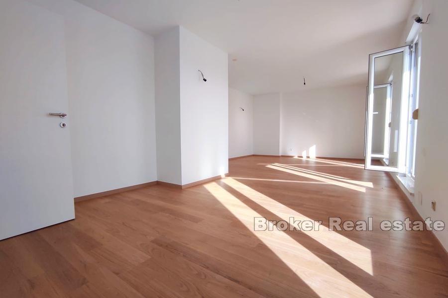 Dwupiętrowy penthouse (Znjan), na sprzedaż