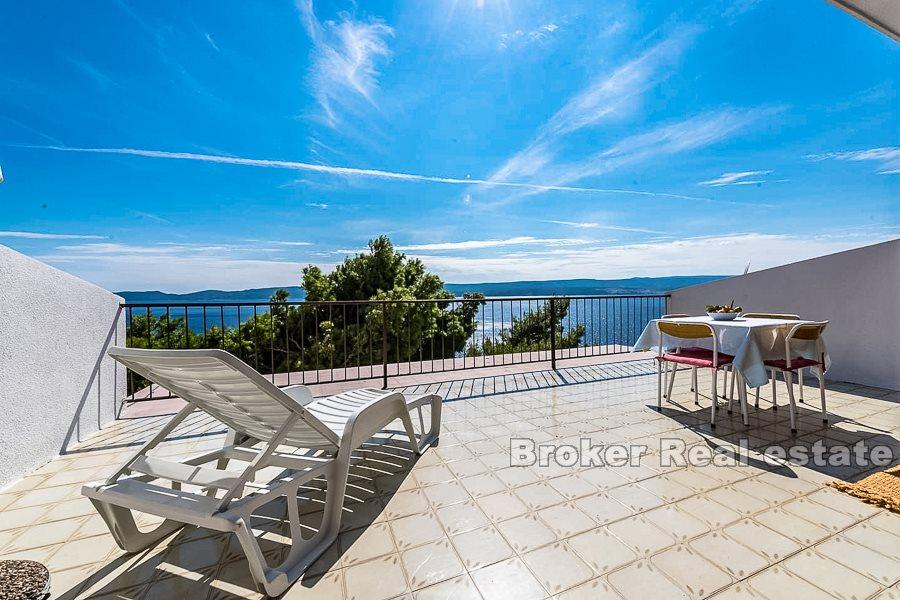 Apartmánový dům s výhledem na moře