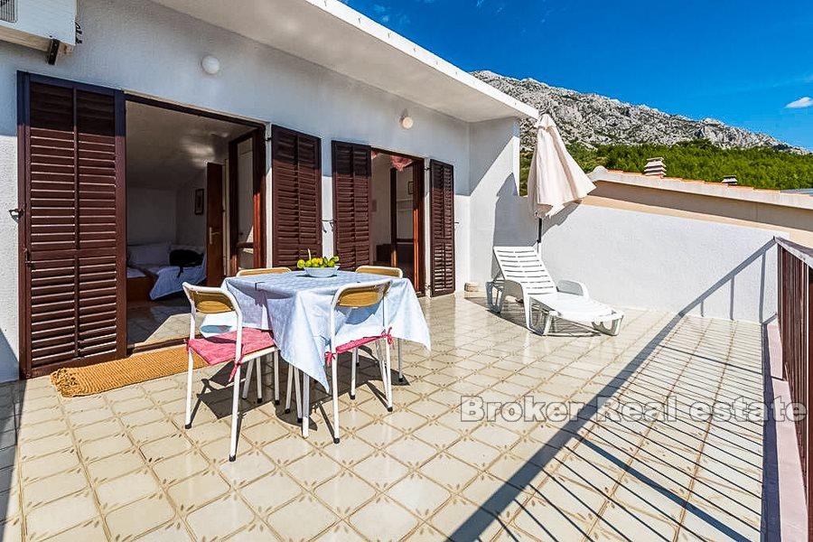Apartmánový dům s výhledem na moře