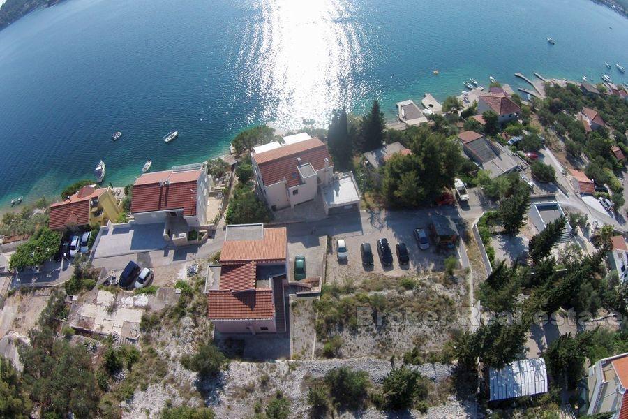 Terrain constructible avec vue mer, à vendre