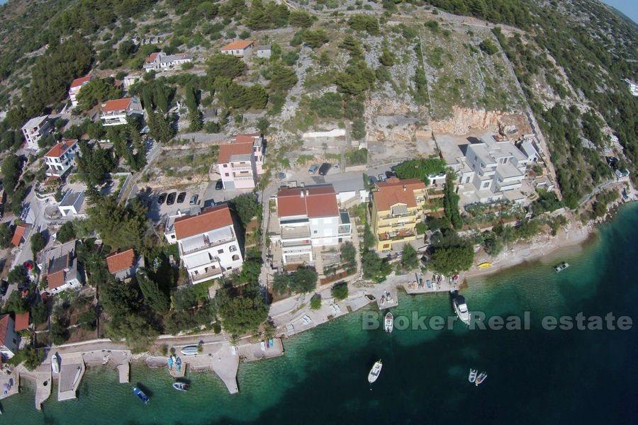 Terrain constructible avec vue mer, à vendre