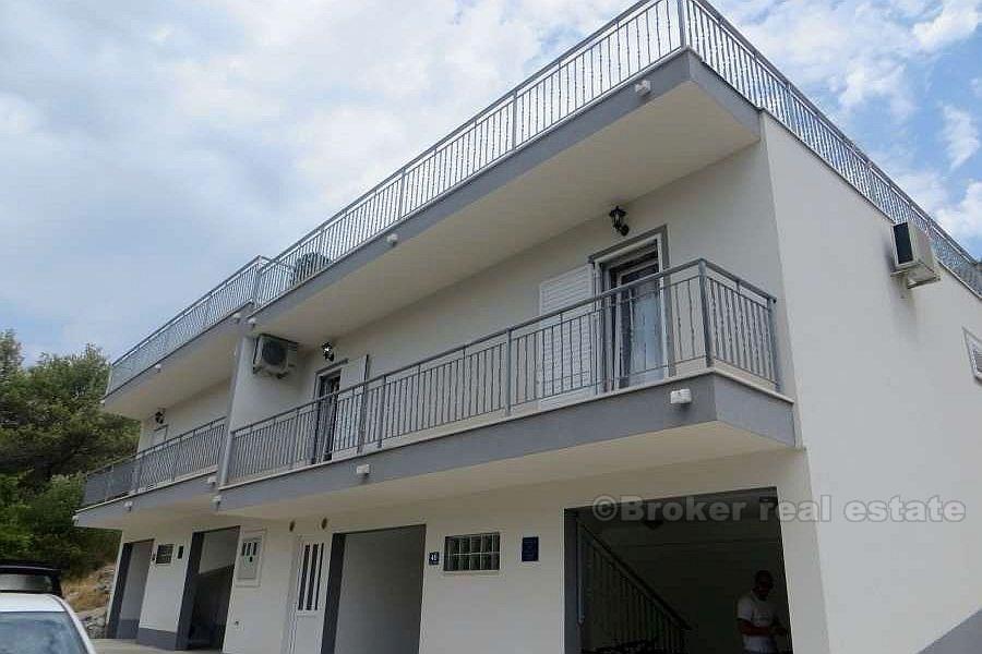 Dům / Vila / Apartmán, moderně zařízený bazénem, k prodeji