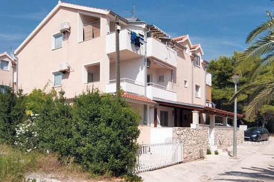 Appartamento al piano terra di un nuovo edificio, in vendita