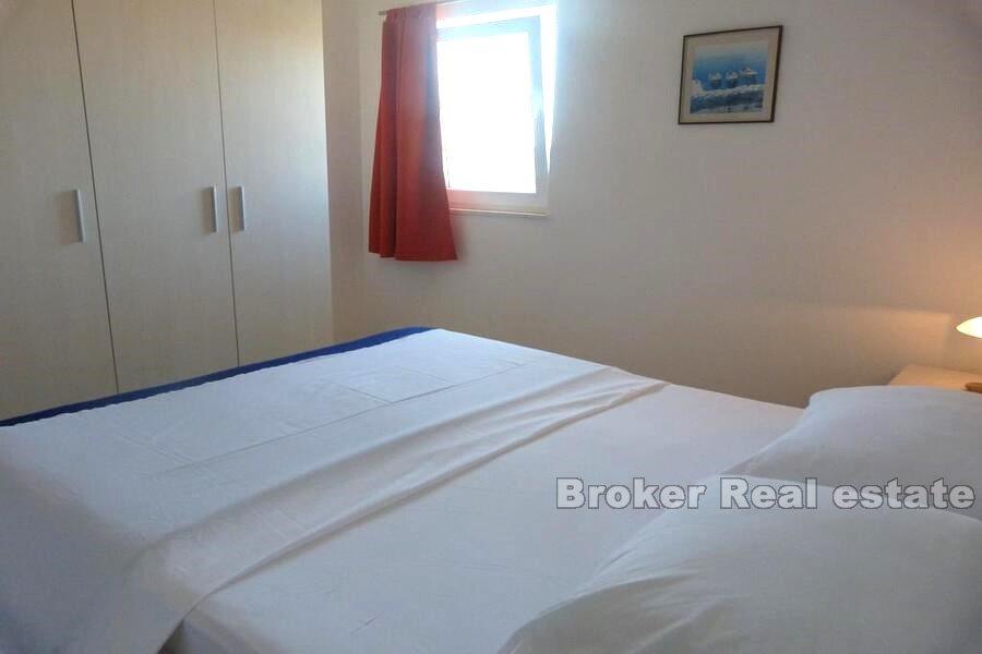 Budova s 10 apartmány u moře, k prodeji