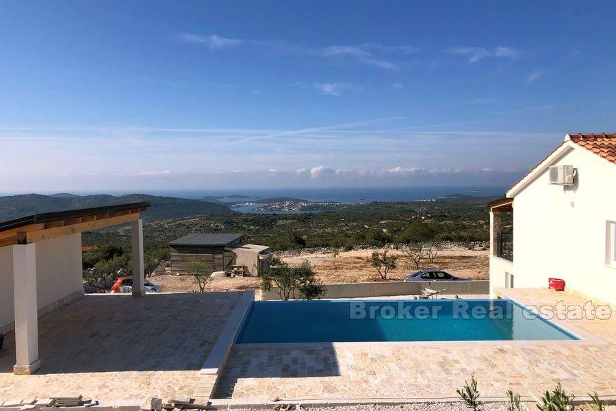Luksus villa med panoramautsikt, til salgs