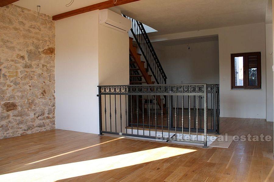 Steinhaus in toller Lage