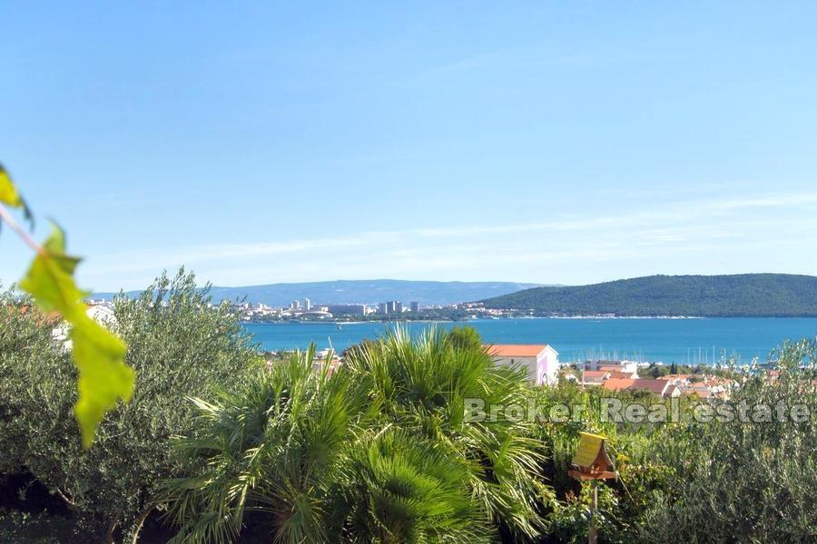 Villa con vista mare e isola