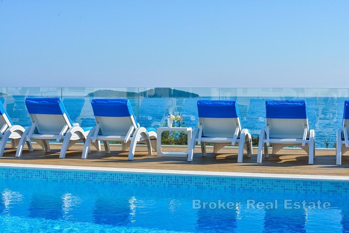 Apartment-Villa mit Meerblick