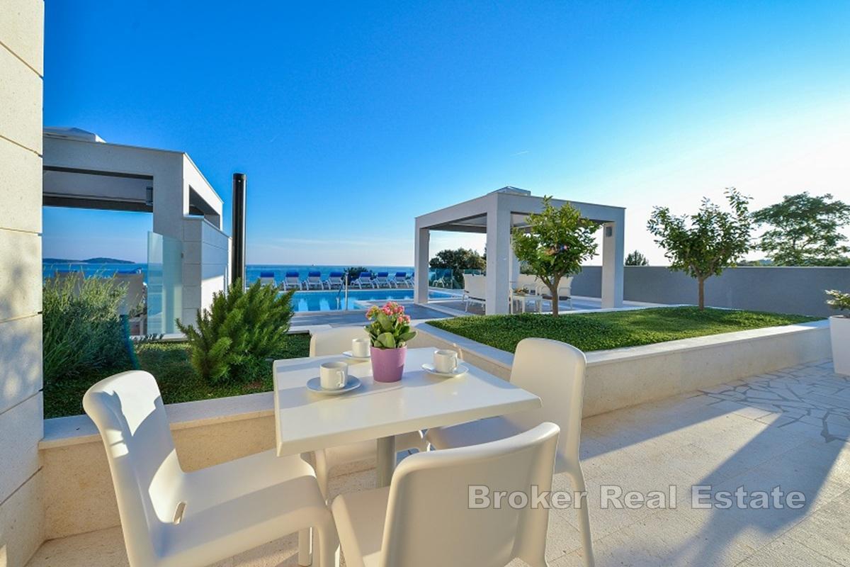 Apartment-Villa mit Meerblick