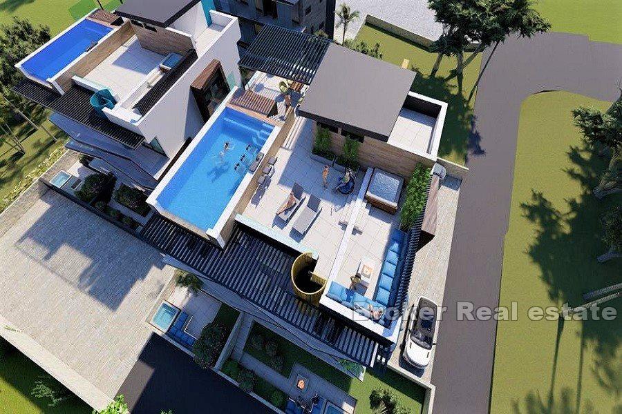 Penthouse with pool, sea view
