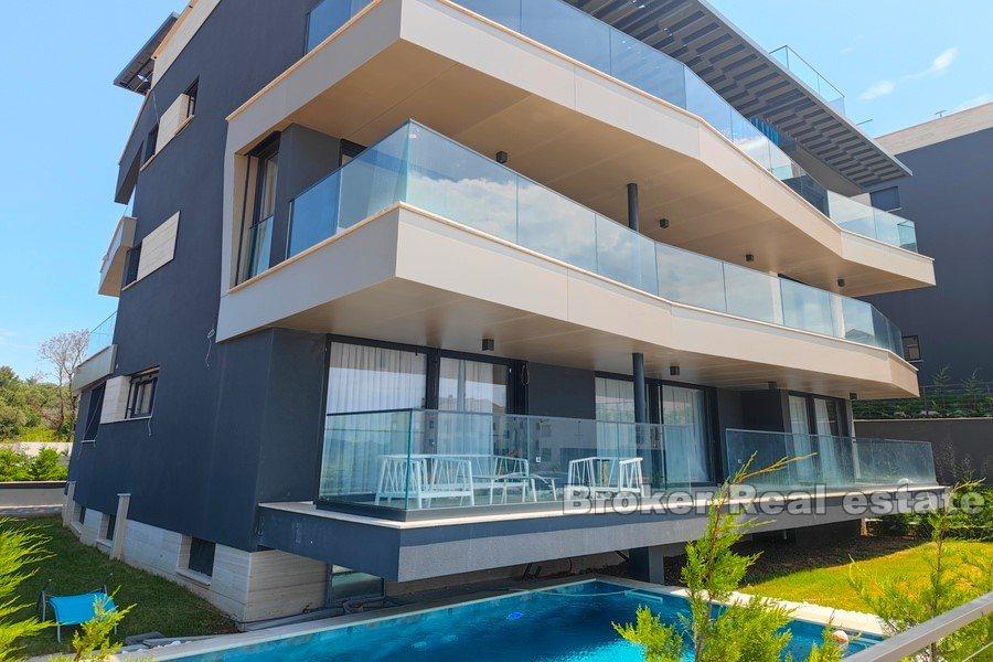 Moderne Wohnung mit Meerblick