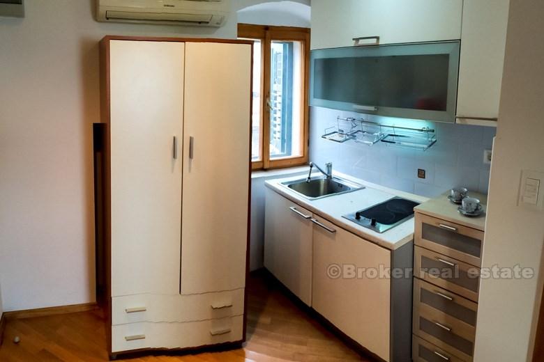 Apartmán ve Splitu, v centru města, u moře, na prodej