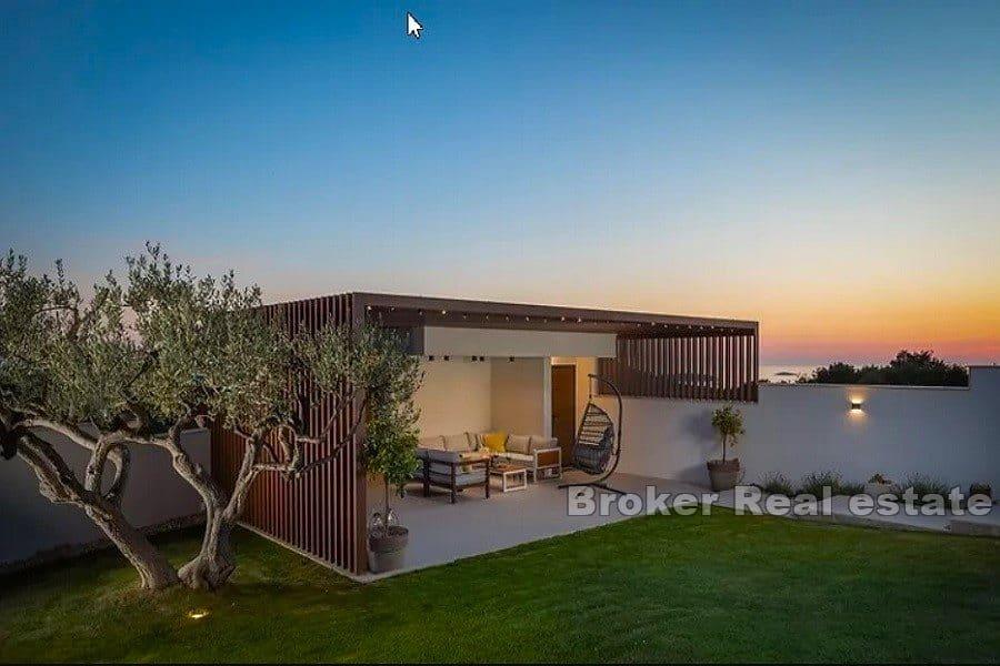 Luxusvilla mit Meerblick
