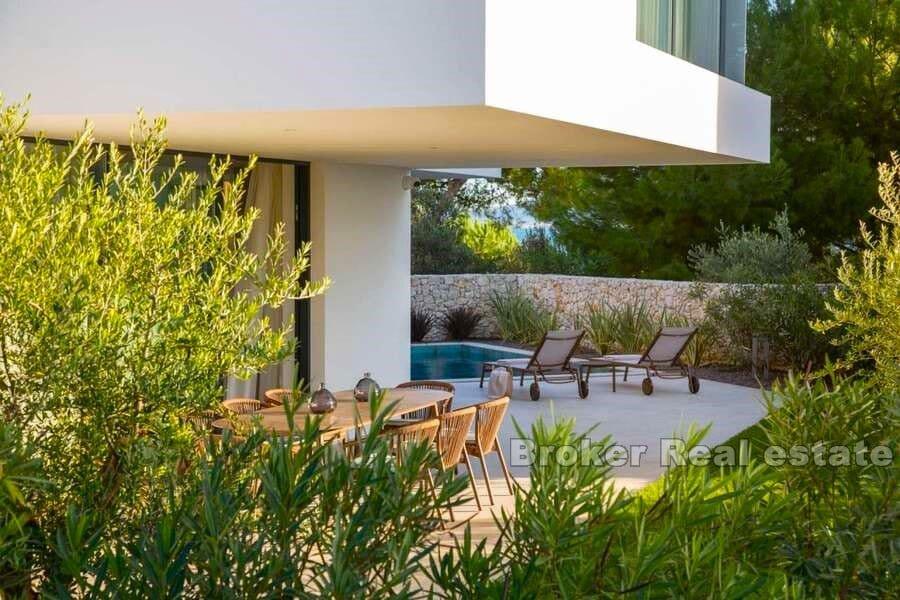 Zadar neue Villa mit Pool und Meerblick