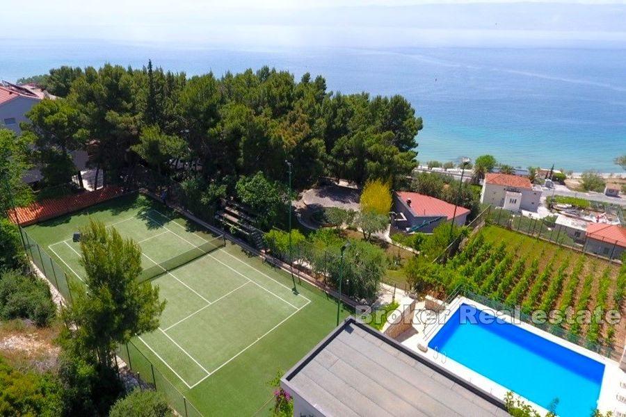 Apartment villa with sea view