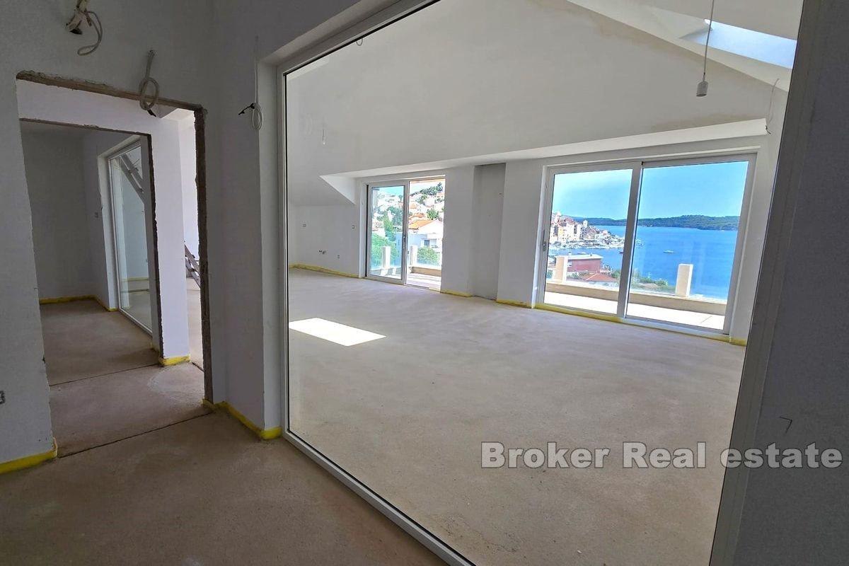 Luksusowy apartament z widokiem na miasto Szybenik
