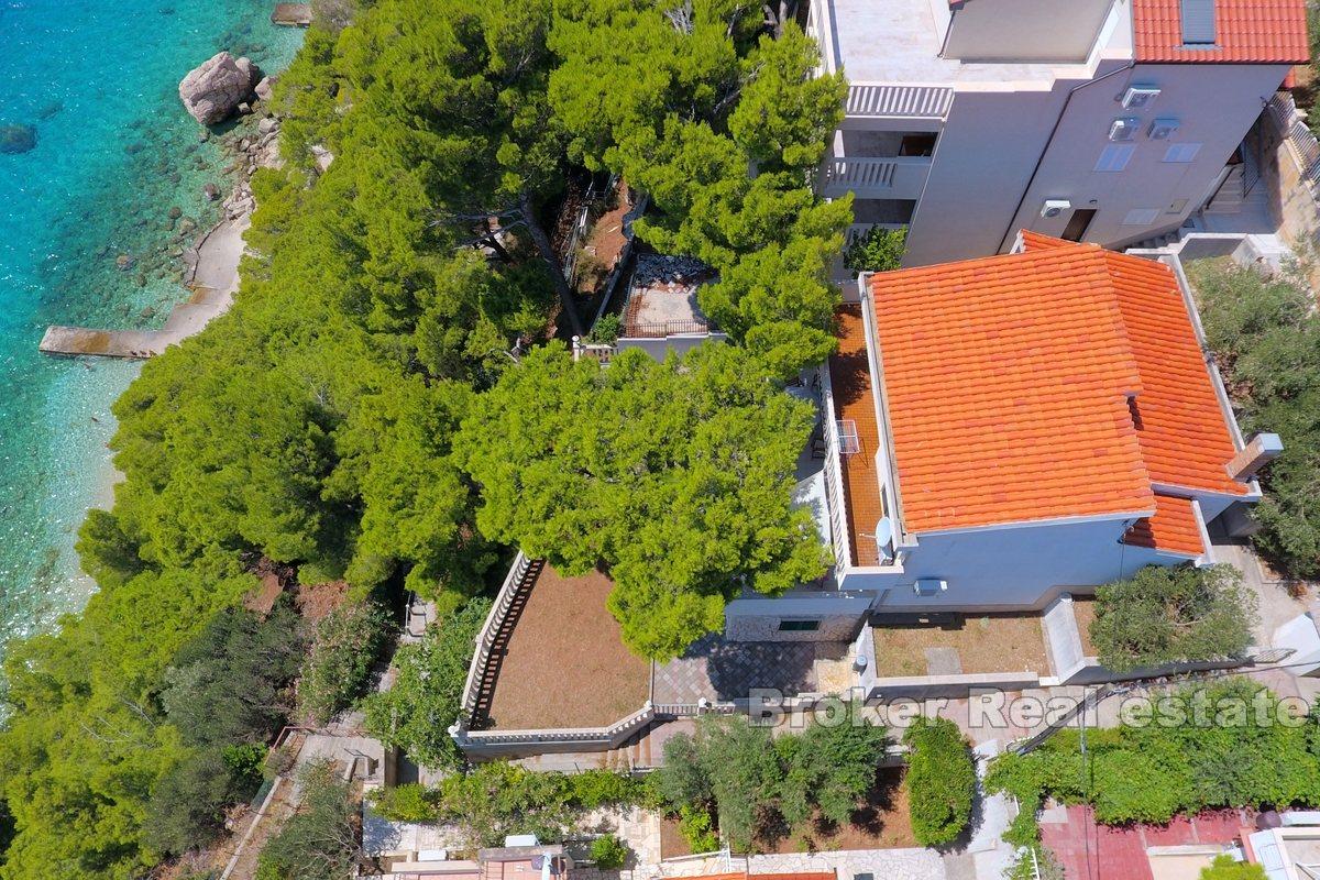 Maison en première rangée de la mer et de la plage