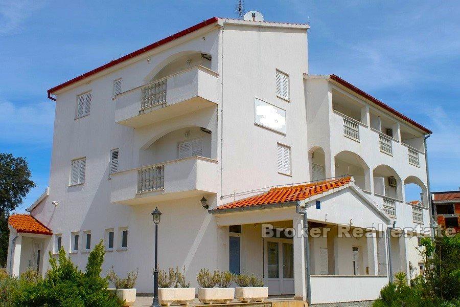Maison / Villa proche Zadar front de mer, en vente