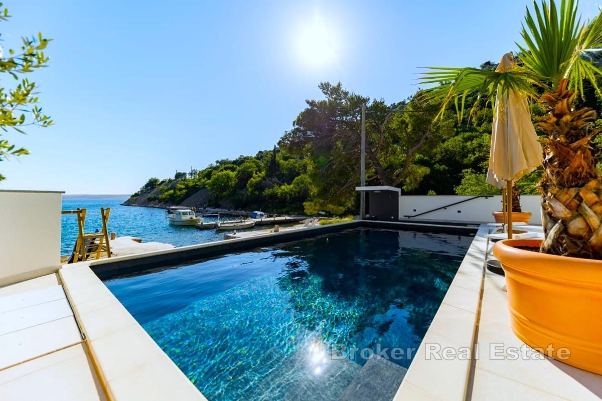 Villa esclusiva sul mare con posto barca
